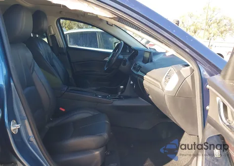 2018 Mazda Mazda3 Touring from USA, damaged, VIN 3MZBN1V33JM257815